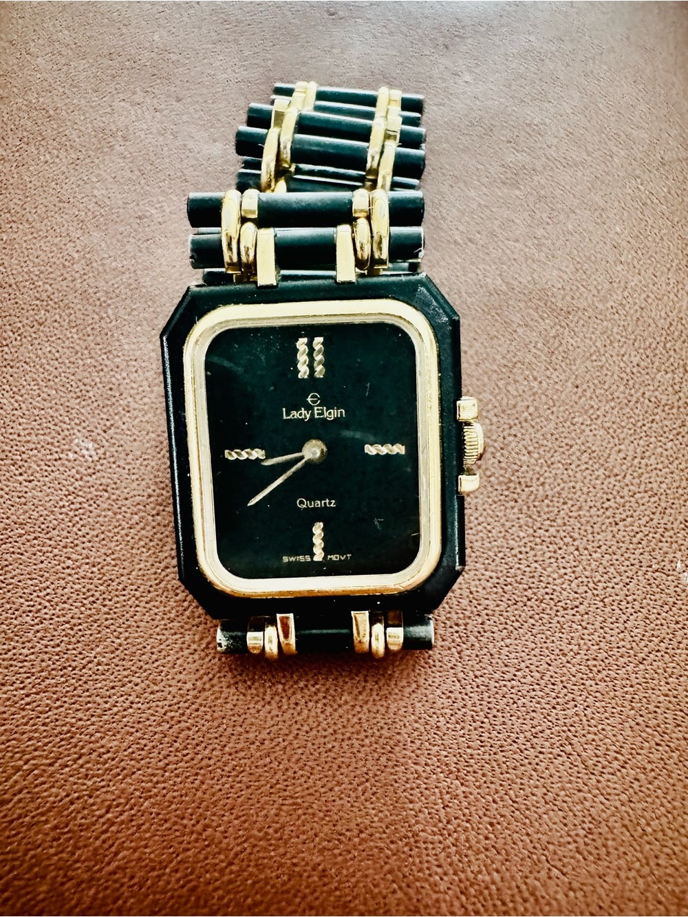 Vintage Lady Elgin Quartz wristwatch